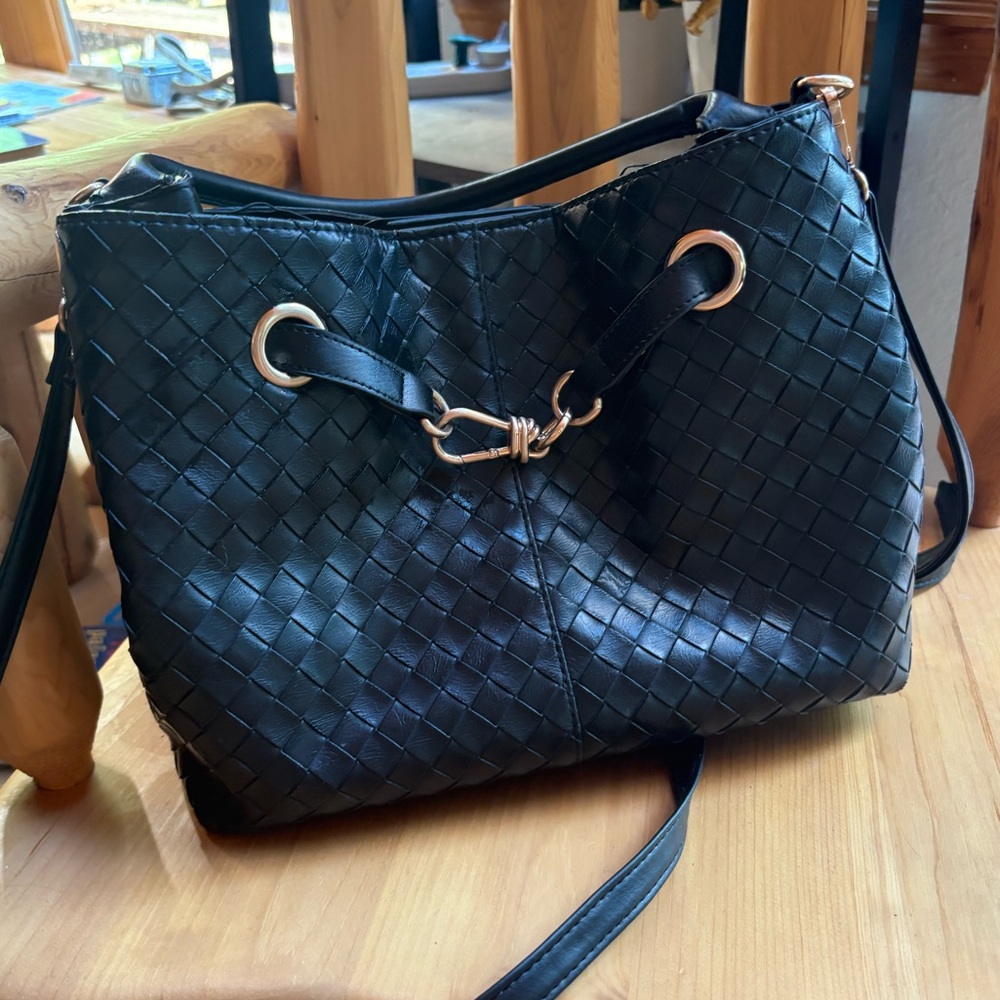 Woven-Effect Shoulder Bag in Black with Gold Hardware
